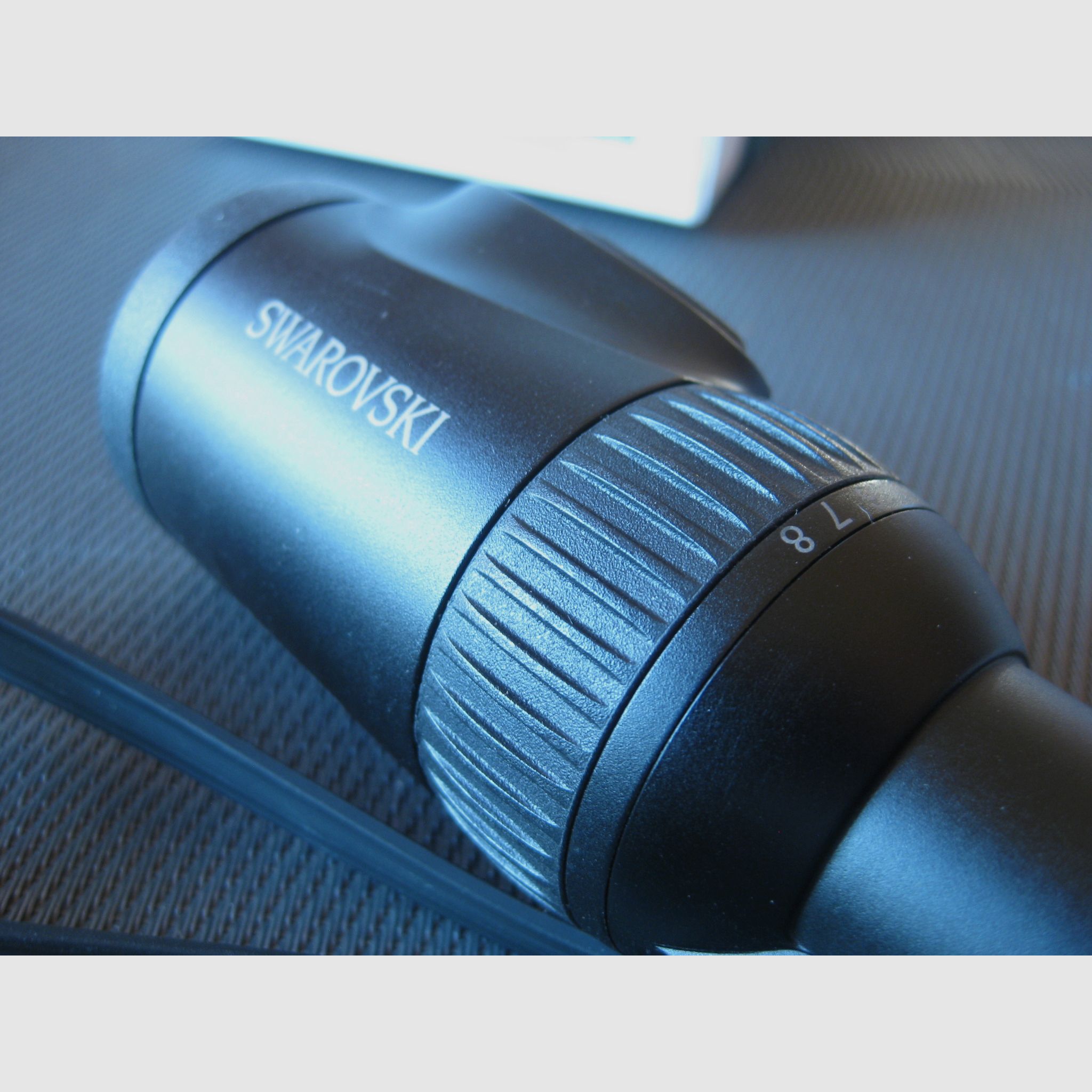 LIKE NEW TOP Swarovski Z8i as 1 - 8 x 24 SR Abs. 4A-i and orig. Blaser saddle mount (high)! No ZEISS-LEICA-SAUER-MAUSER-GPO