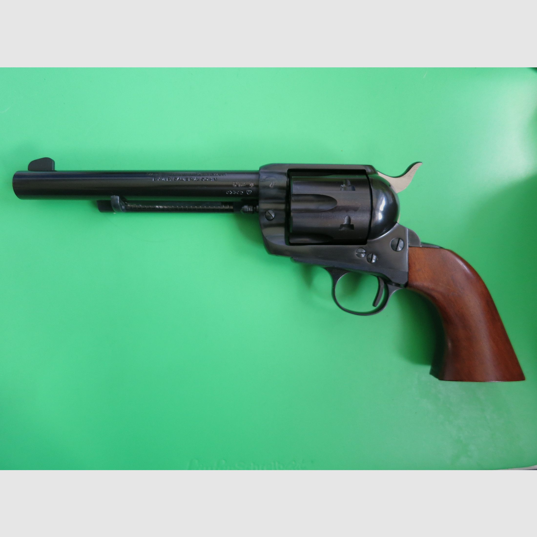 Western revolver, FJ. P. Sauer & Sohn, Western six-shooter, .44 RemMag, collector's condition #65, image 1 of 13