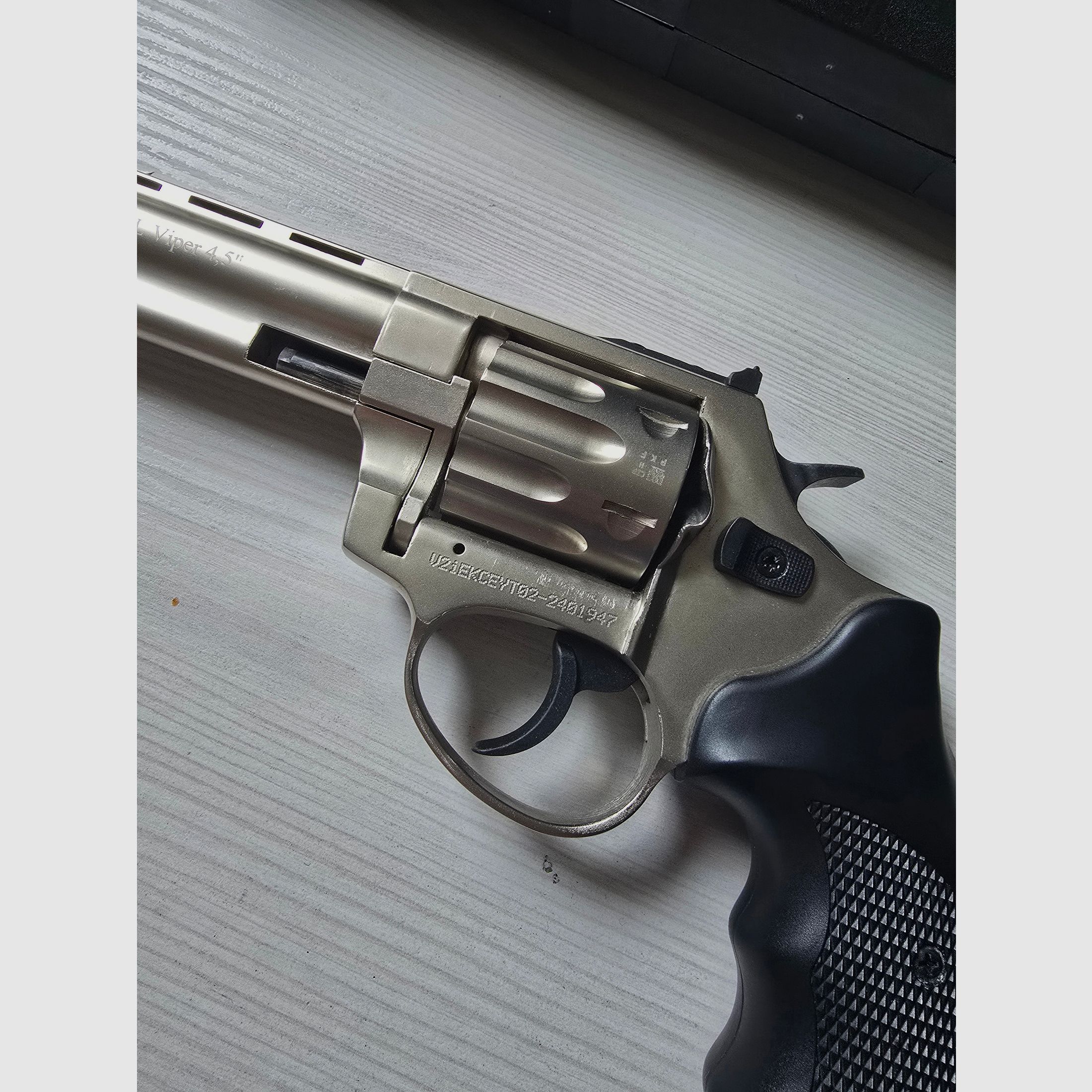 Ekol Viper 4,5 Zoll Vernickelt Schreckschussrevolver 