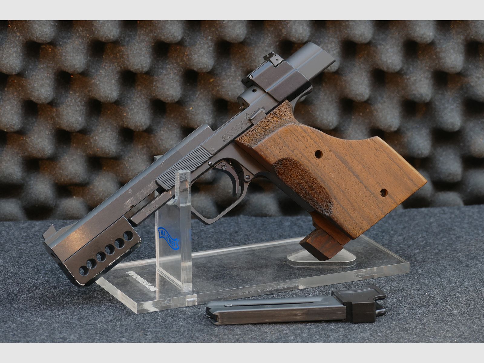 Hämmerli 208S (last version, square trigger guard) – .22 LR