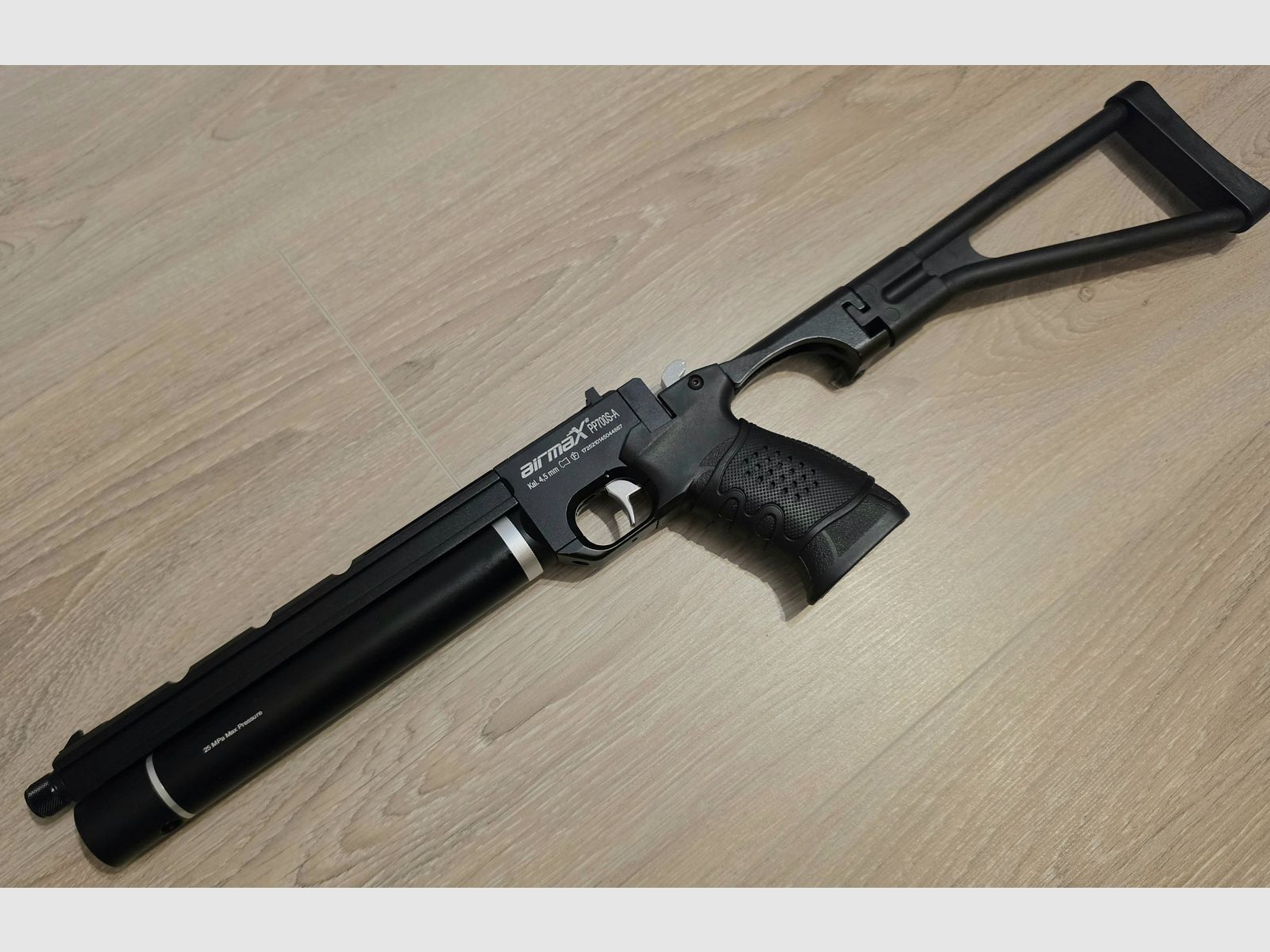 AirmaX PP700S-A PCP air pistol .177 / 4.5 mm – incl. suppressor adapter & folding stock, image 1 of 5