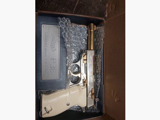 P38 Limited Edition 1 von 200