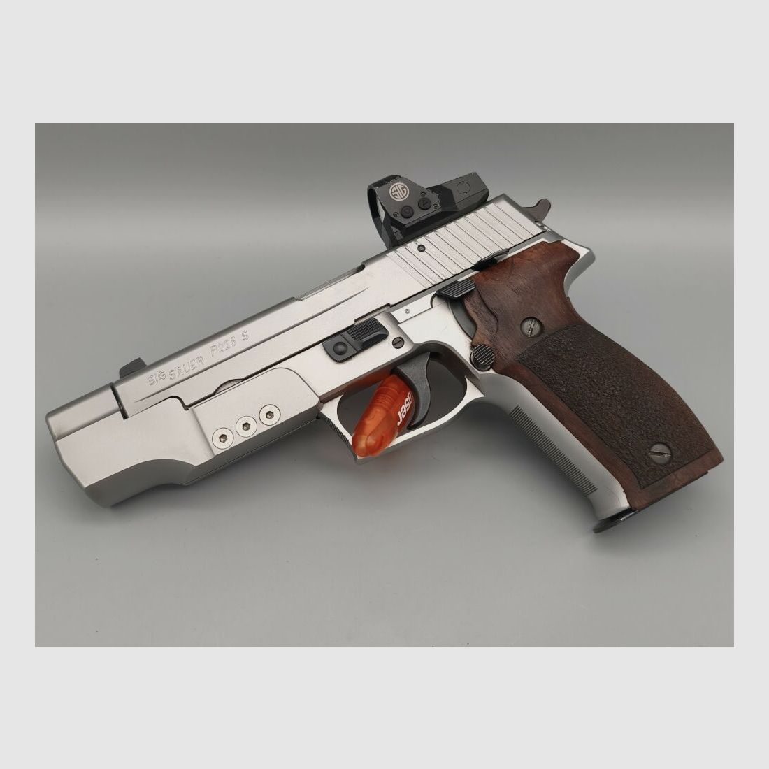 SIG Sauer P226S con Romeo 1 e mirino regolabile 9mmLuger