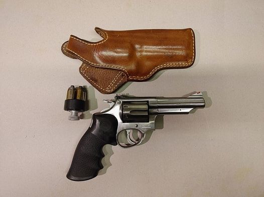 Taurus-Brasil Mod. 66 4'