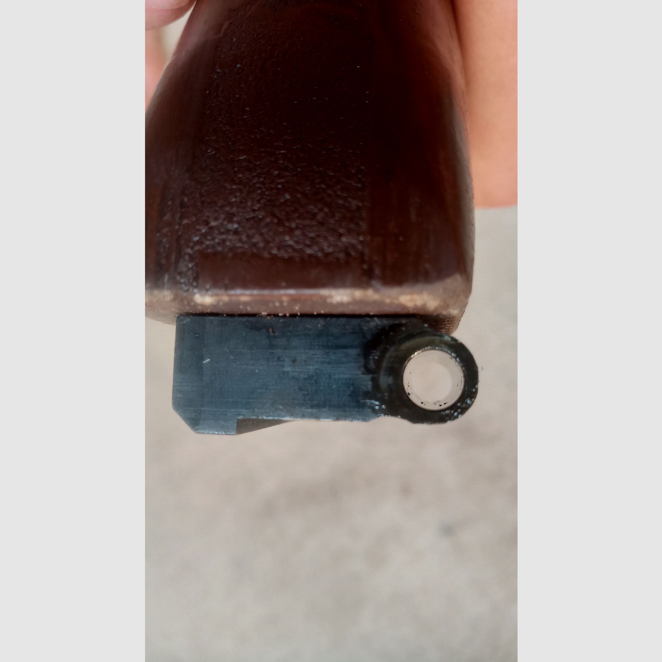 Madera de AK ruso con adaptador para rifle de CO2 Yunker en aspecto de culata fija AK74