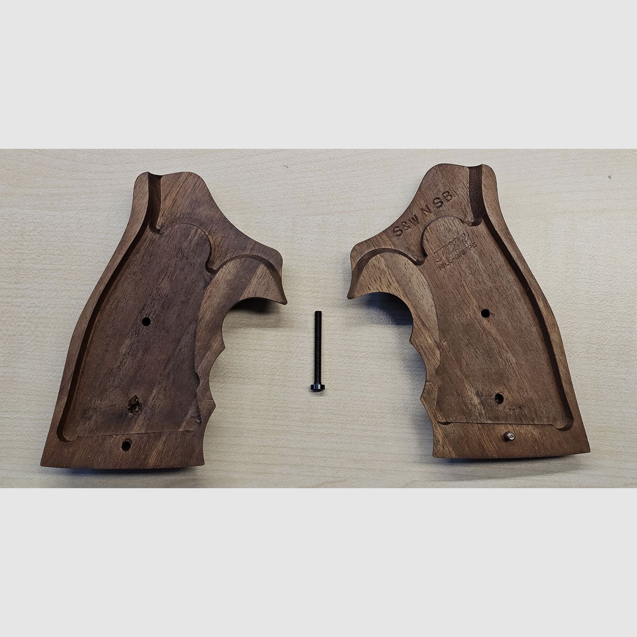 Smith & Wesson 629-4 Performance Center "Classic Powerport" .44 Mag. barrel length 5", special edition (1996), Pre-Lock, Nill grips, original case, speedloader