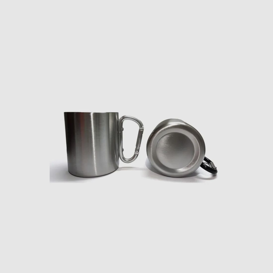 Double-walled stainless steel mug with blue carabiner handle