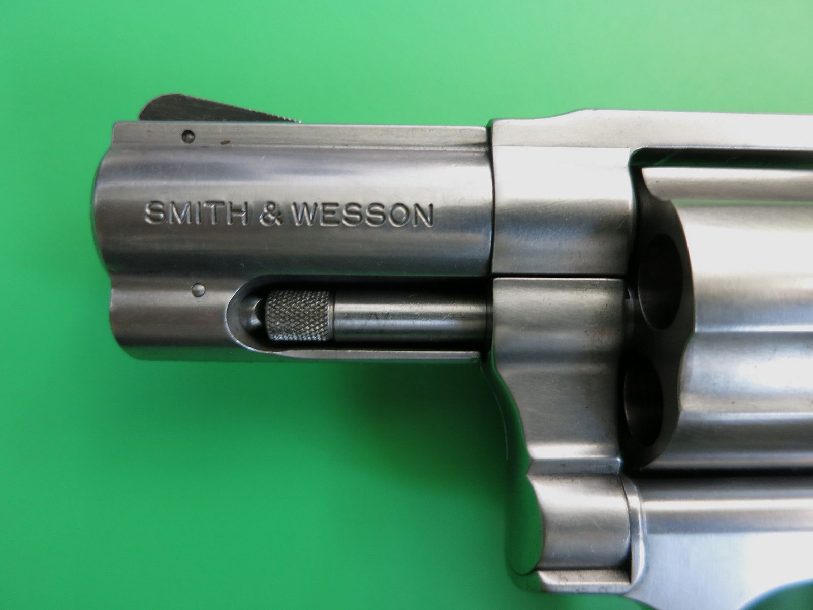 Revolver Smith&Wesson Mod. 60-90, .357 Magnum, 2,15" Lauf, stainless "Lady Smith"   #81