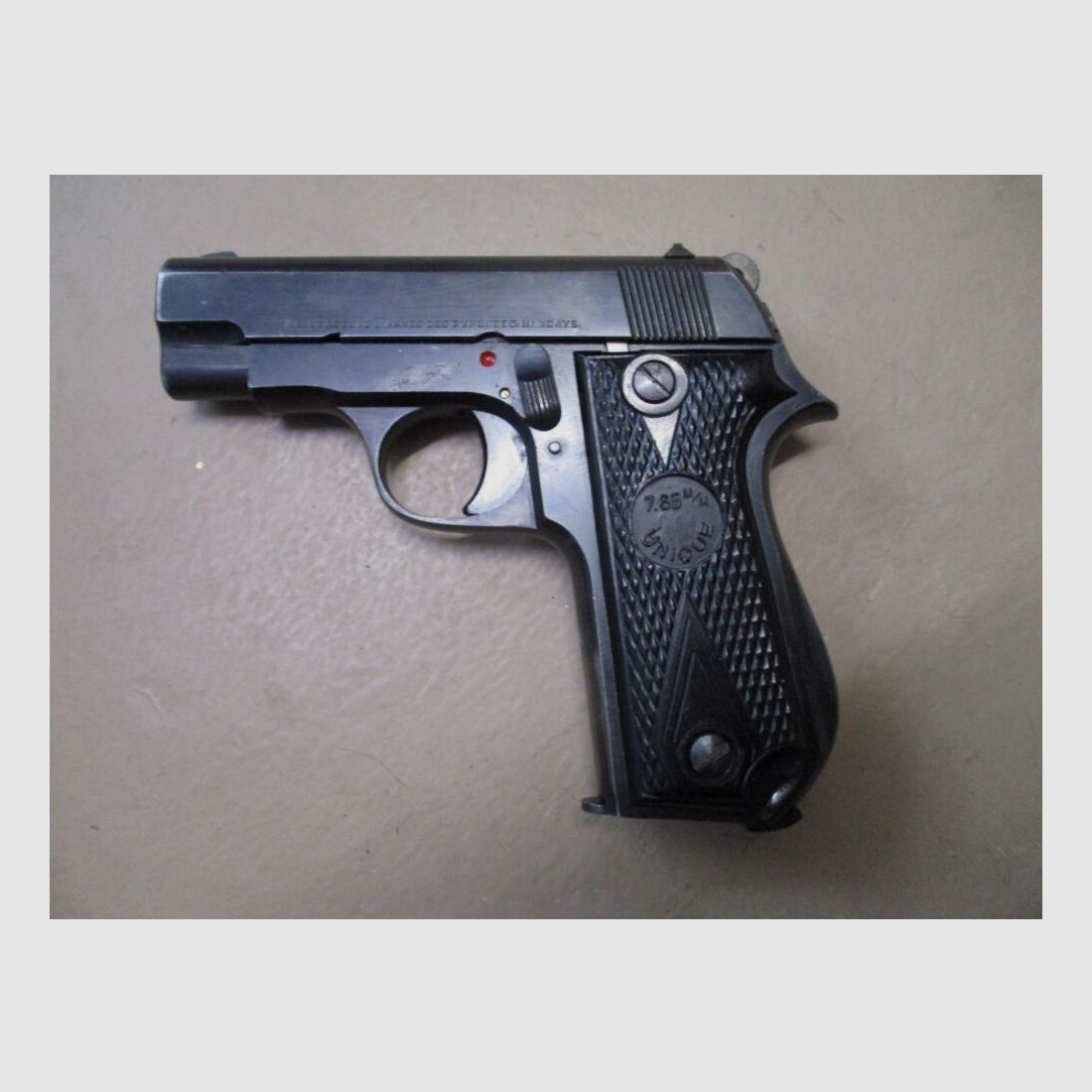Pistol Unique Mod. 51 7.65 mm Browning 51