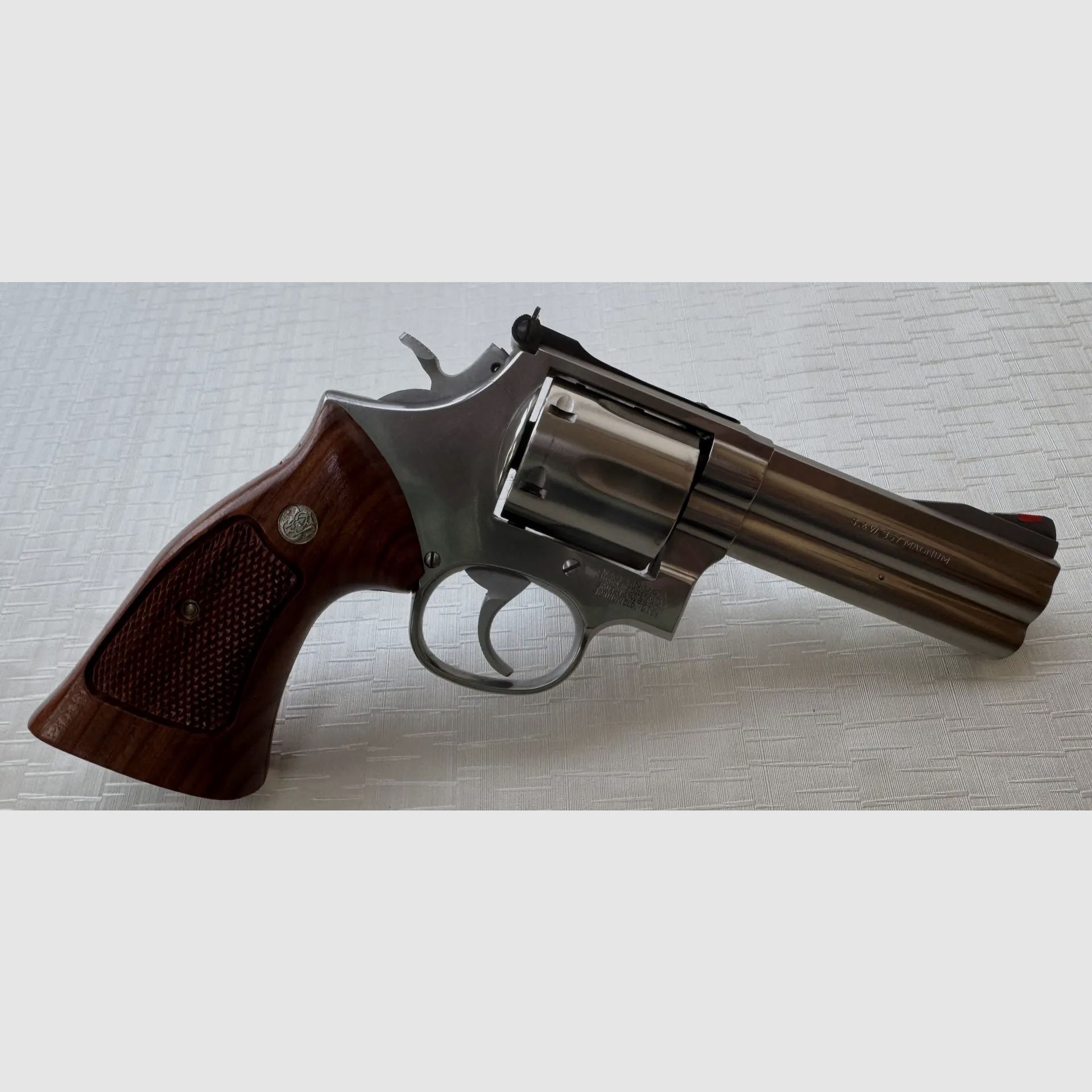 Smith & Wesson Modell 686-3 – 4 Zoll – Kaliber .357 Magnum