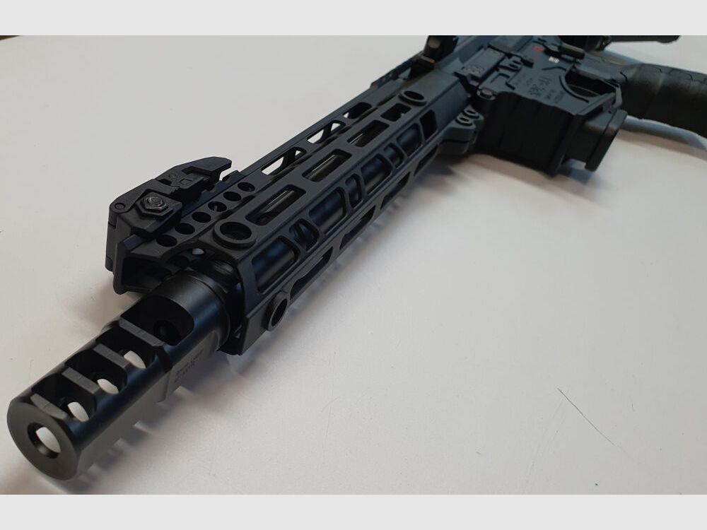 GWMH AG Selbstladebüchse GWMH SPC-HUNTER A5 10" (SWISS PISTOL CARBINE) BLACK Kal.9x19 AR15 Glock Magazi