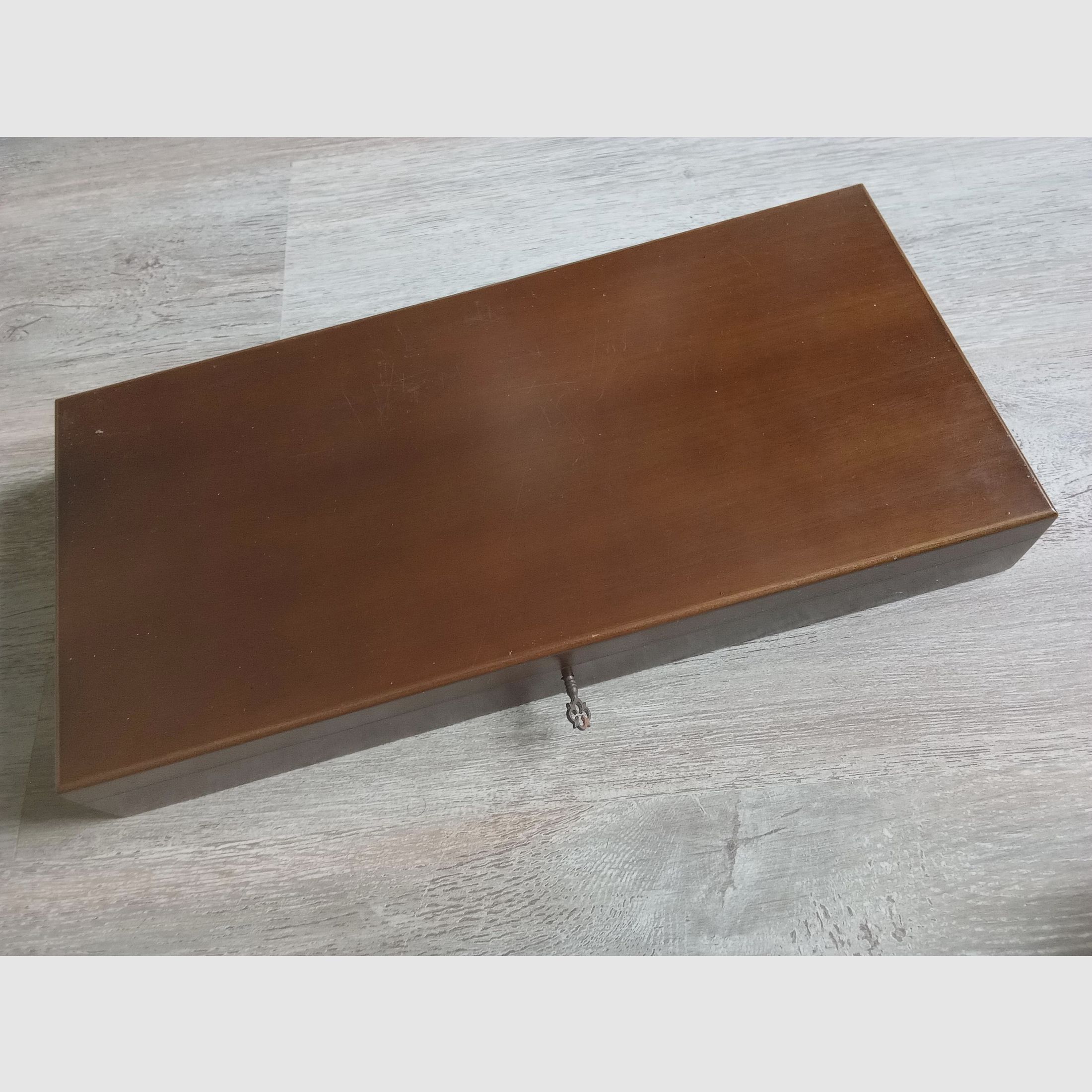 Revolver Colt Navy 1860 Kaliber 44 Schwarzpulver RIGARMI in seiner Box KATEGORIE D2 (freier Verkauf ab 18 Jahren)