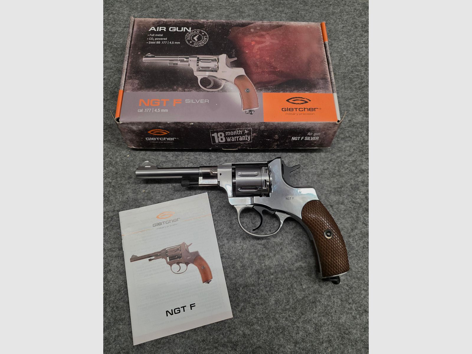    Gletcher NGT Nagant CO2 Revolver vernickelt  M1895 Cal. 4,5 mm Stahl BB