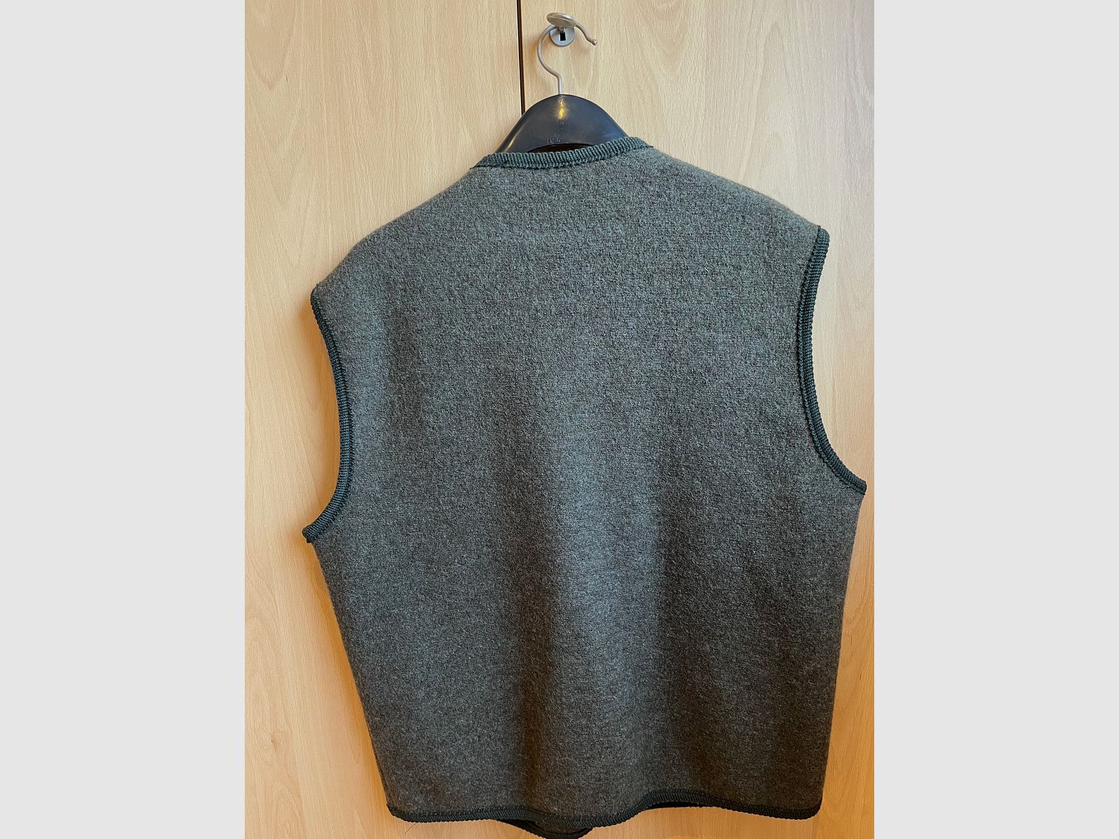 grüner Janker aus Wolle/ Wollweste