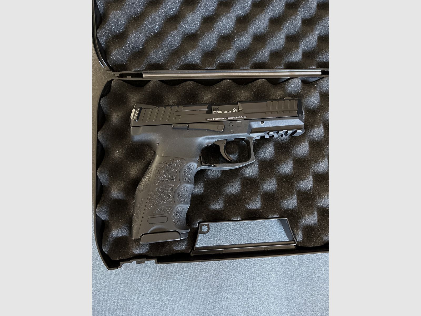 Heckler&Koch SFP9 T4E BLK cal. 0.43 CO2