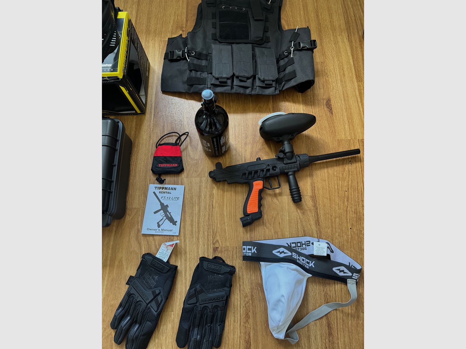 Set complet Paintball NEUF & jamais utilisé – Tippmann FT-12, masque Proto, tenue camo (XXL), Mechanix L & accessoires Prix négociable, image 4 sur 12