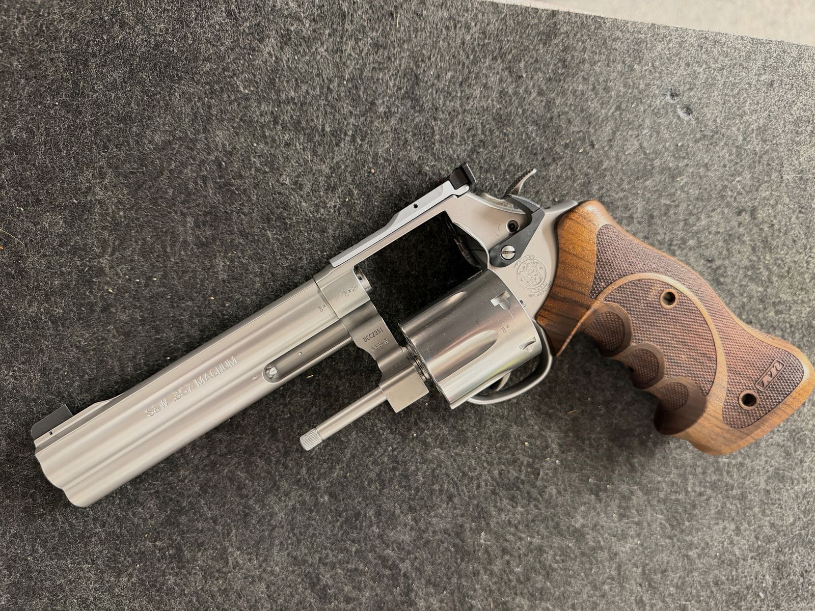 Smith & Wesson 686 Target Champion .357Mag., image 4 of 5