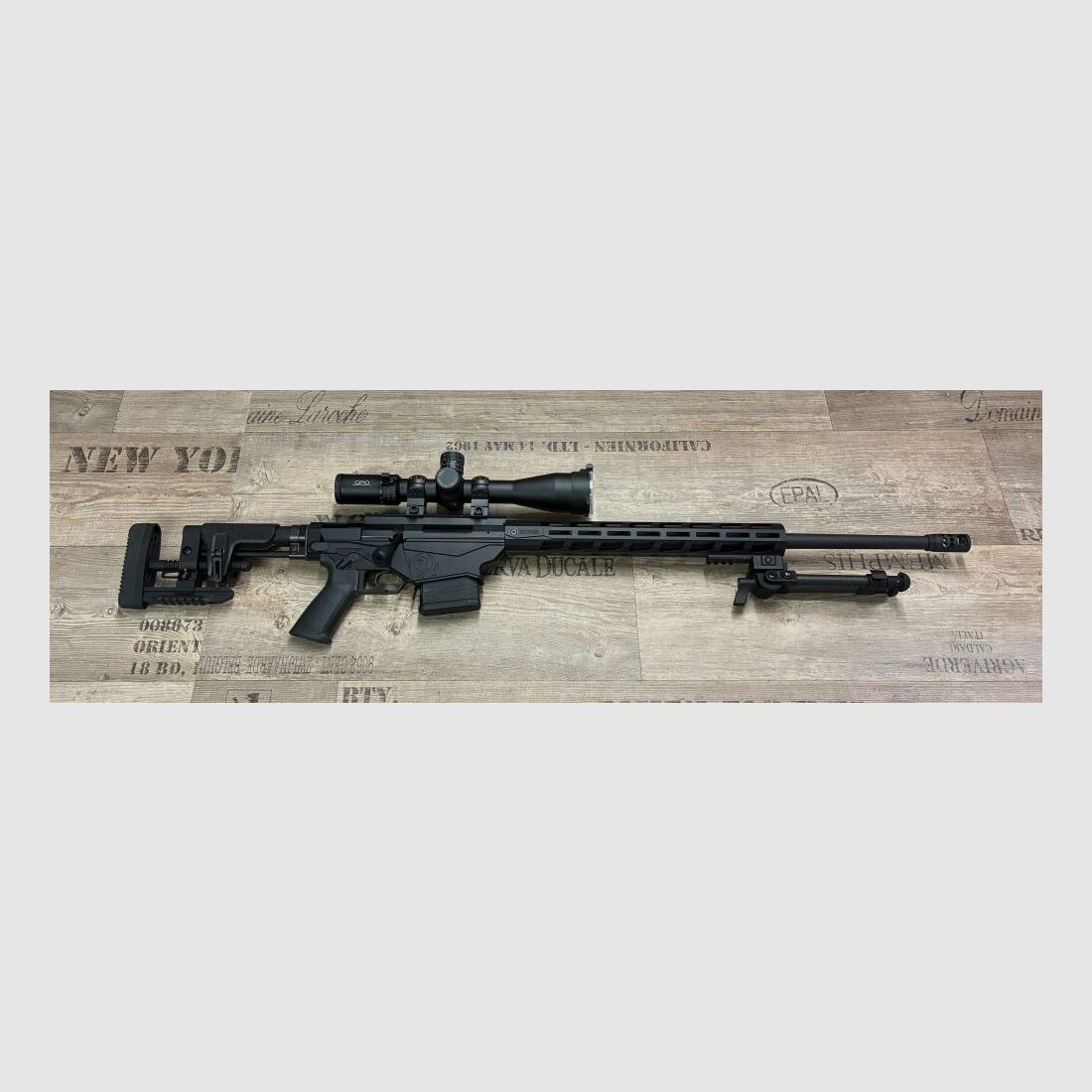 Ruger Precision Rifle w tym lunetę i dwójnóg