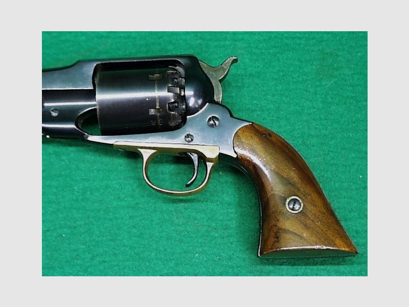 Revolver Uberti Remington 1858