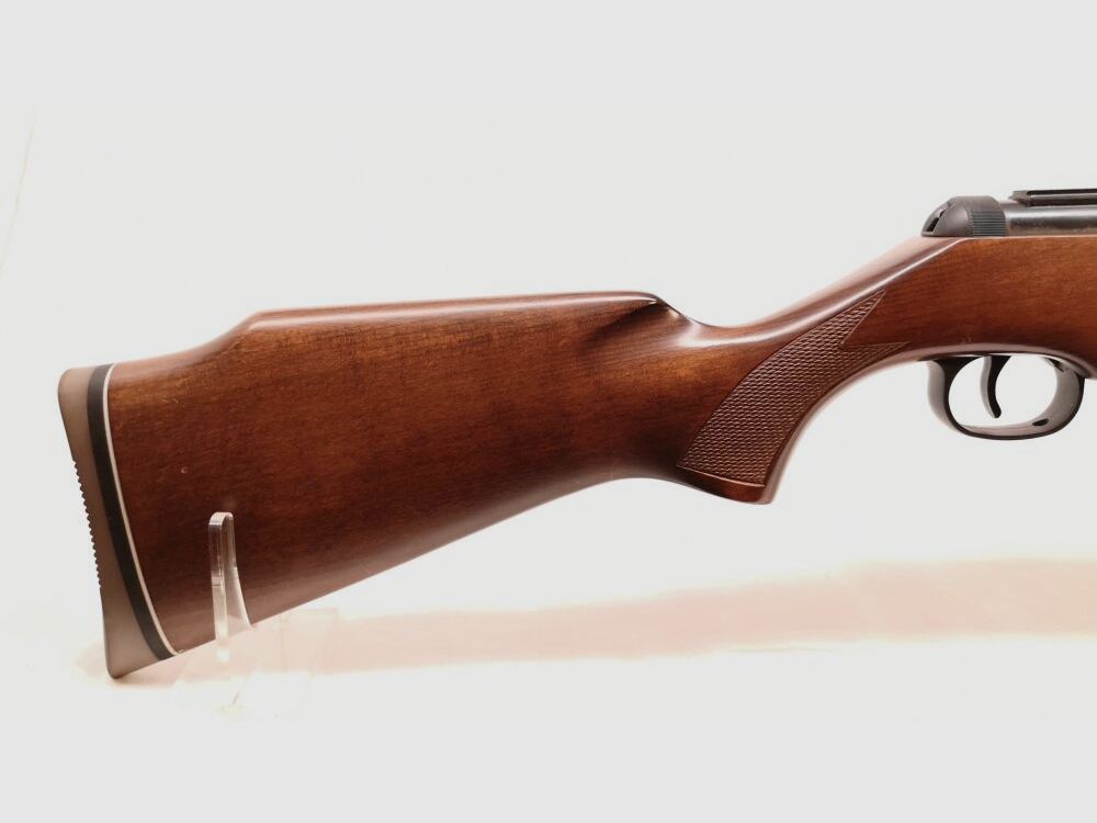 Diana 46