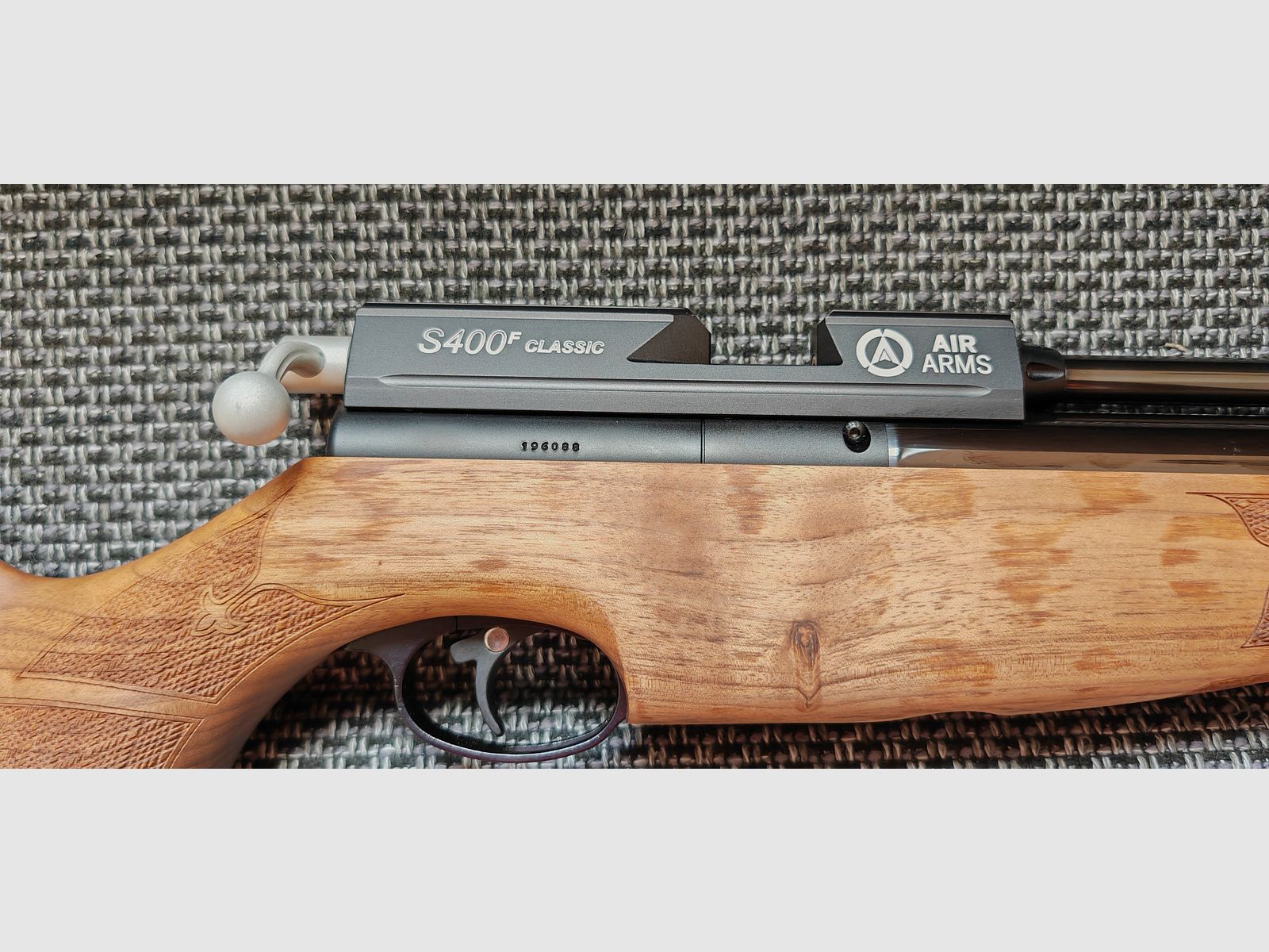 Air Arms S400 Walnuss 4,5mm, rechts, wie Neu