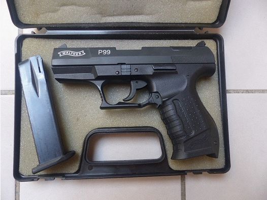 WALTHER P99 mit Magazin ungeschossen