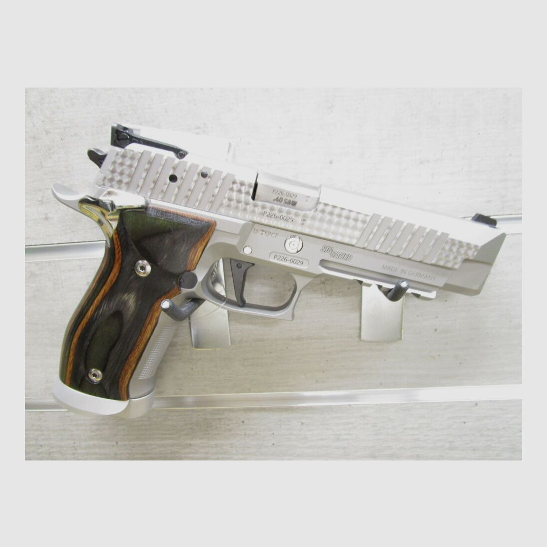 Sig Sauer P226 X-Five Sunburst-Limited Edition-
