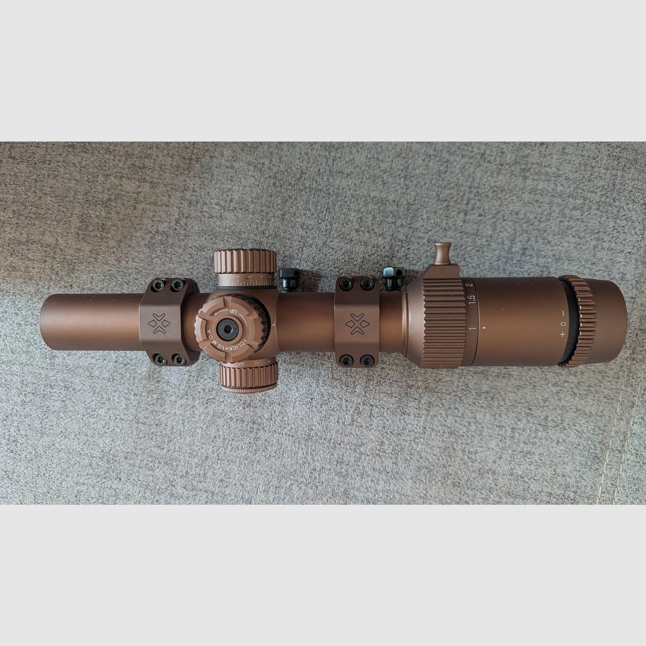 Vector Optics Forester 1-8x24 FDE incl. blokmontage