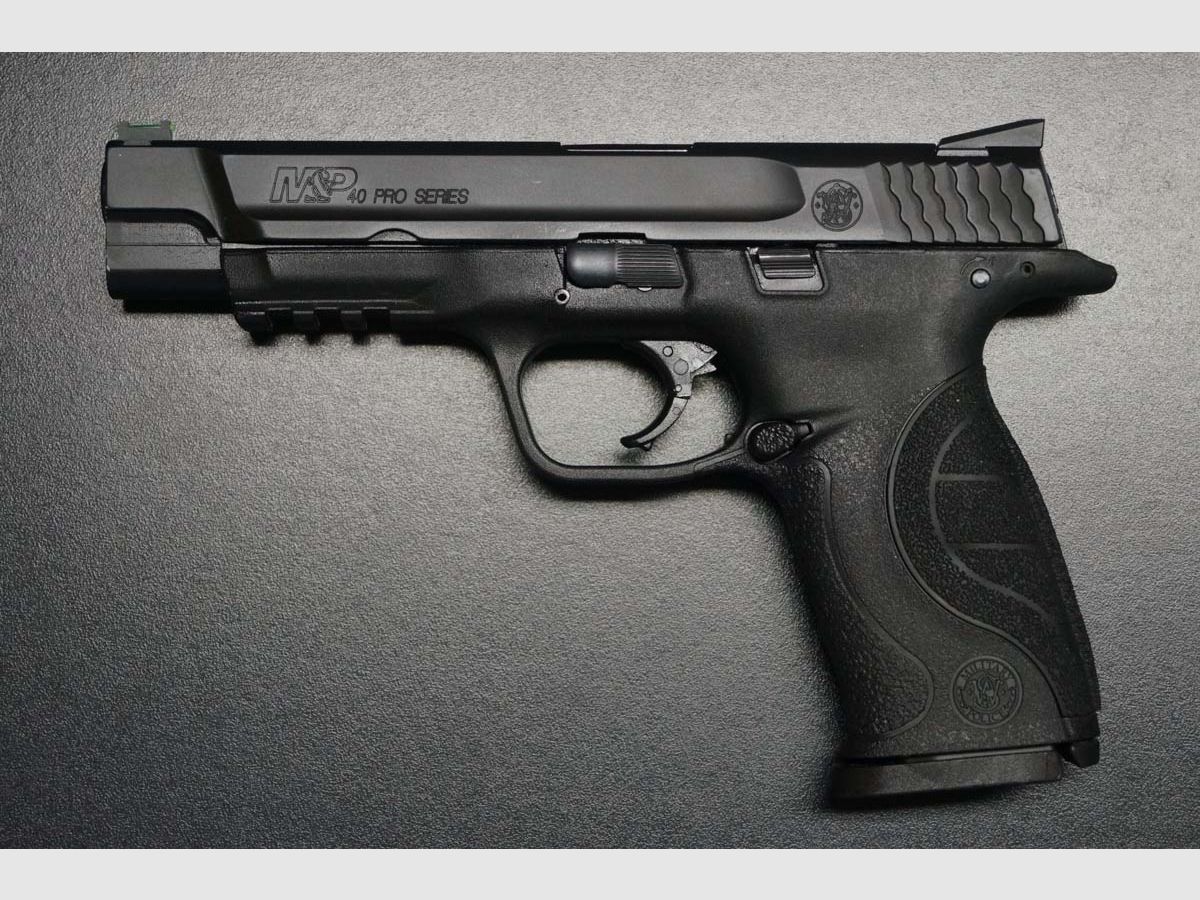 Smith & Wesson M&P40, Bild 6 von 6