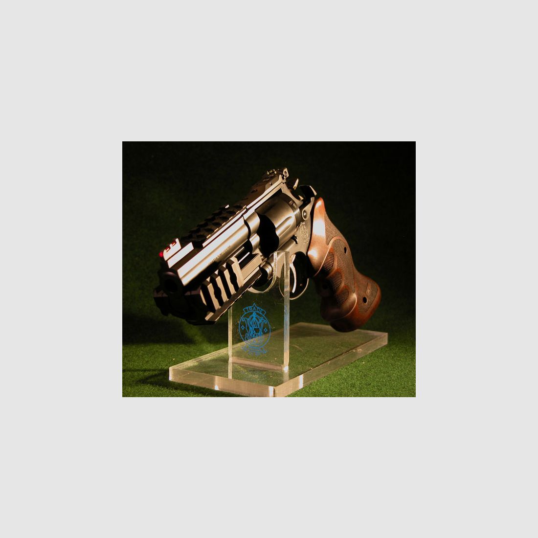 DELTA COMBAT ULTIMA S&W 586-1 4" inch 357 Mag