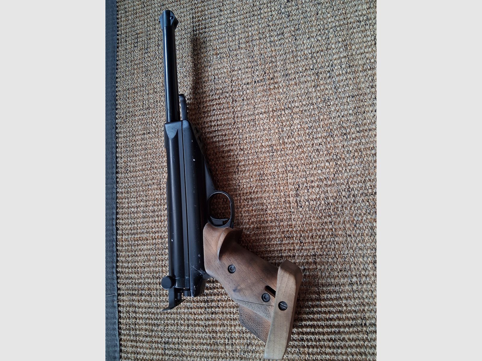Luftpistole  Feinwerkbau FWB Mod. 65