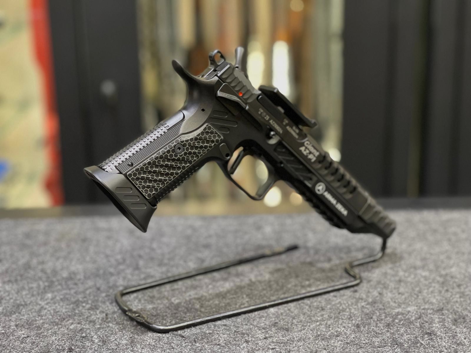Arma Zeka AZ P1 Giant, Bild 8 von 9