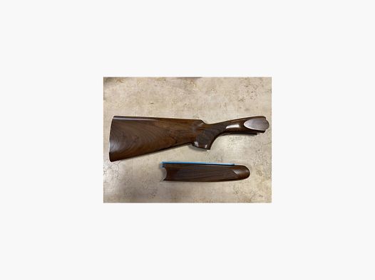 Beretta stock and forend left for 687 s. pigeon III