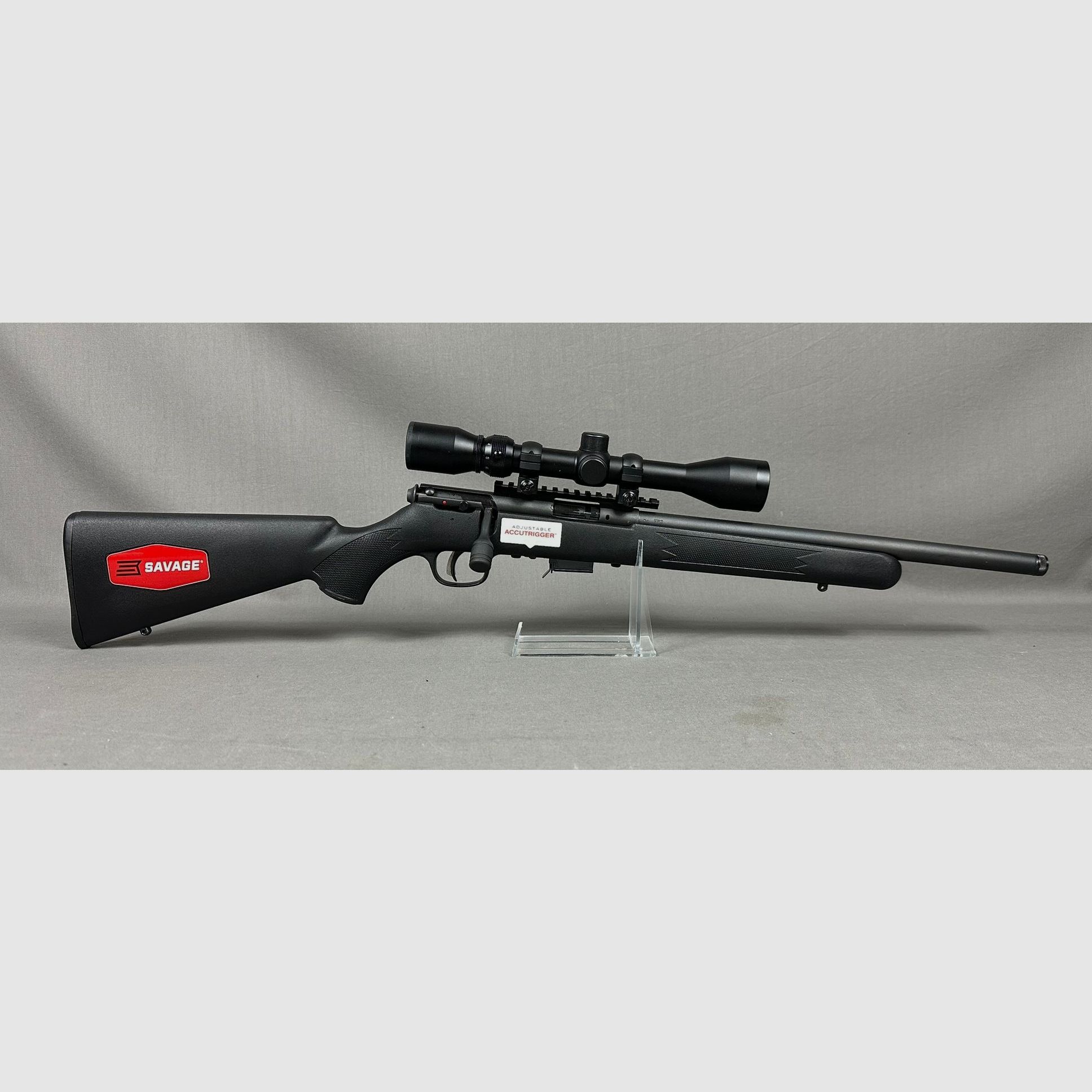 Savage 93R17SRXP-SR in 17 HMR  mit  ZF 3-9x40