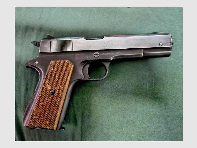 ME 8 Général (PTB 308) Poignée en bois