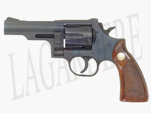 HIGH STANDARD SENTINEL MKII (REVOLVER)