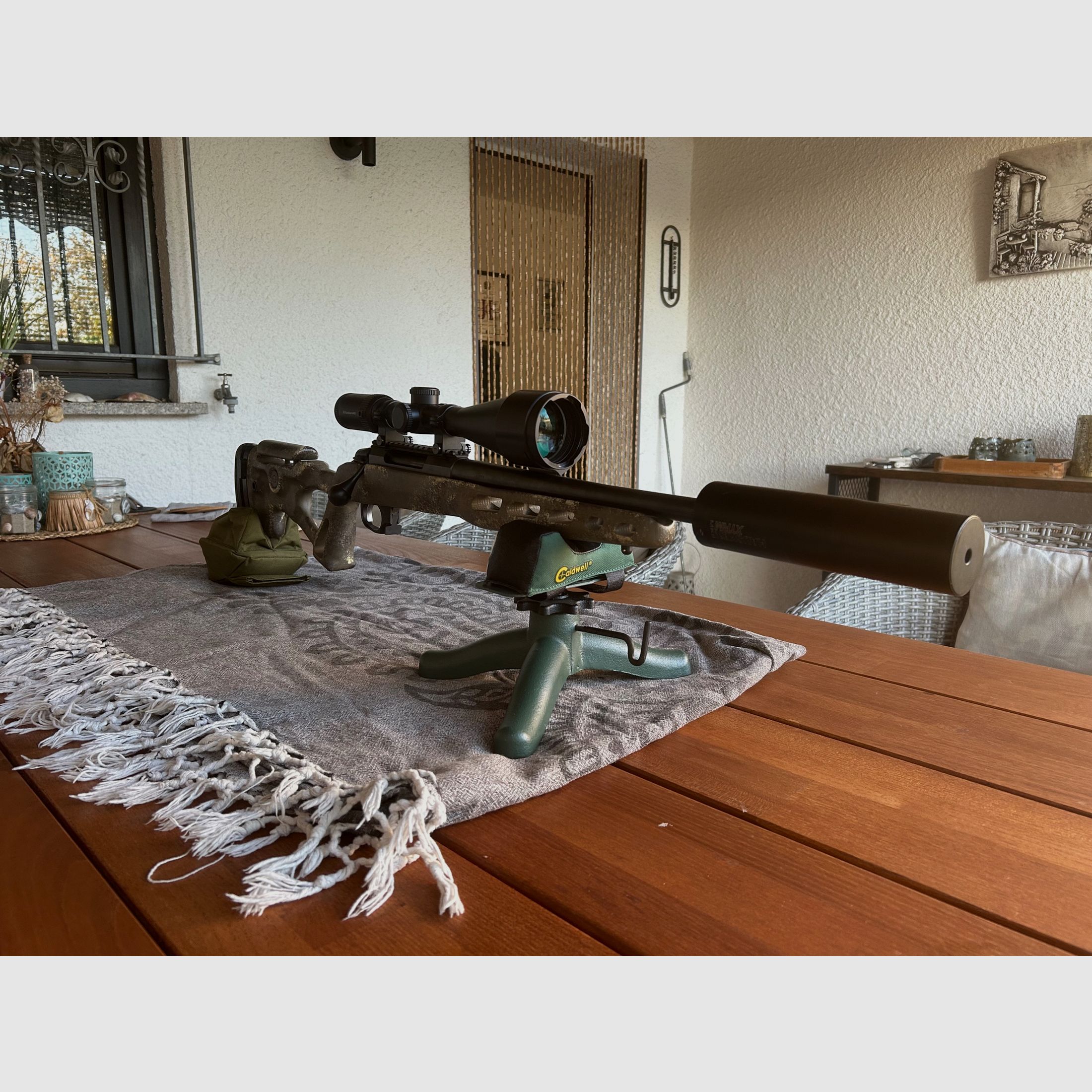 Tikka T3CTR con calcio German Gun Stock Raptor 42cm, immagine 4 di 8
