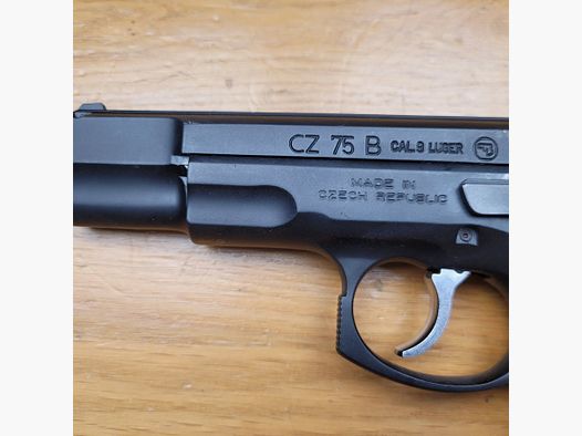 Gebrauchte Pistole CZ75 – Modell B – Kaliber 9 x 19 – Vollstahl – Mechanischer und äußerer Zustand einwandfrei – Ausgezeichneter Zustand