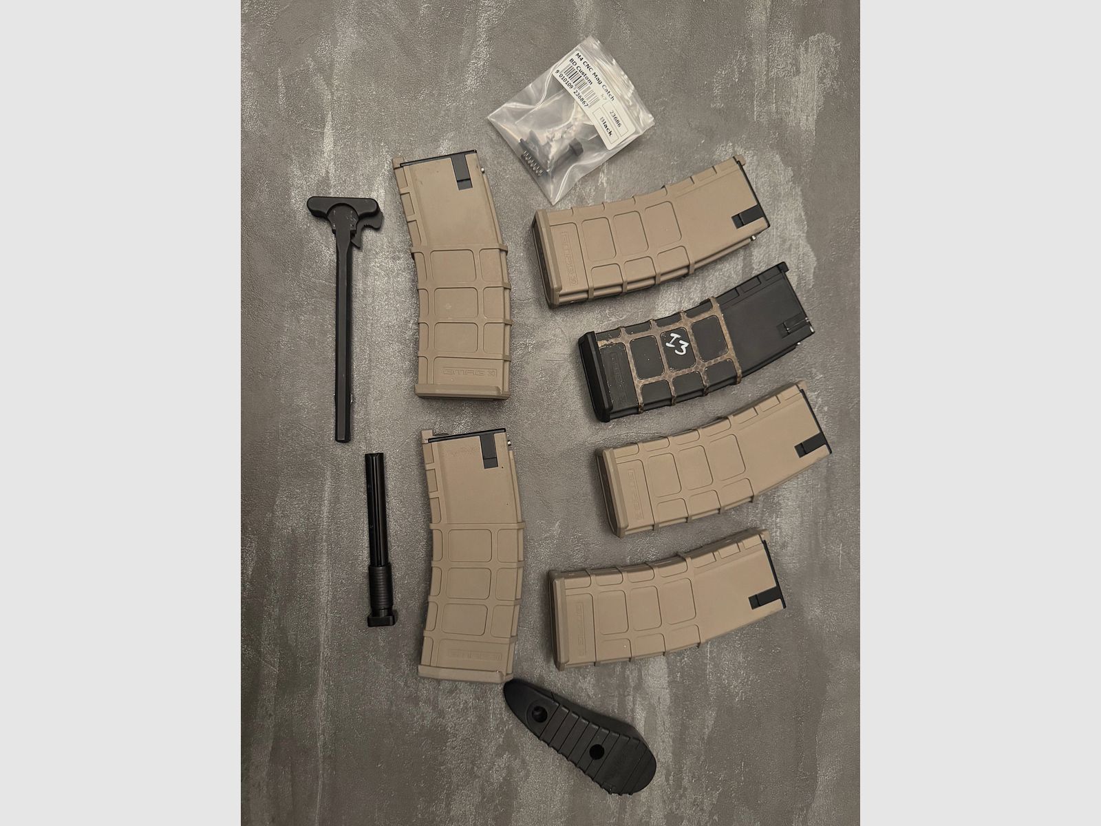GHK Colt / Daniel Defense MK18 MOD1 Vollmetall Gas-Blow-Back 6mm BB Dualtone