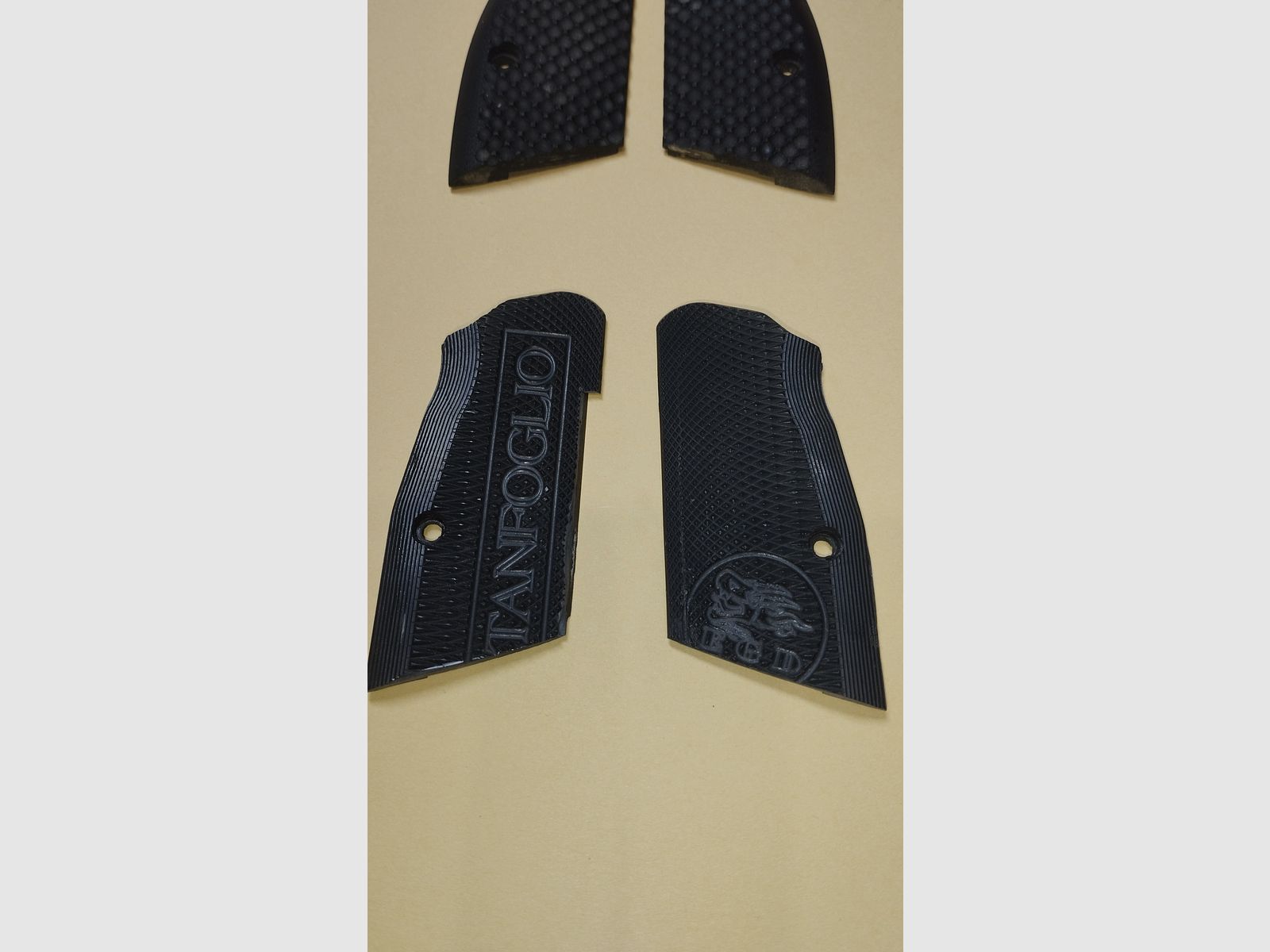 Grip panels Tanfoglio Gold Match Small Frame short