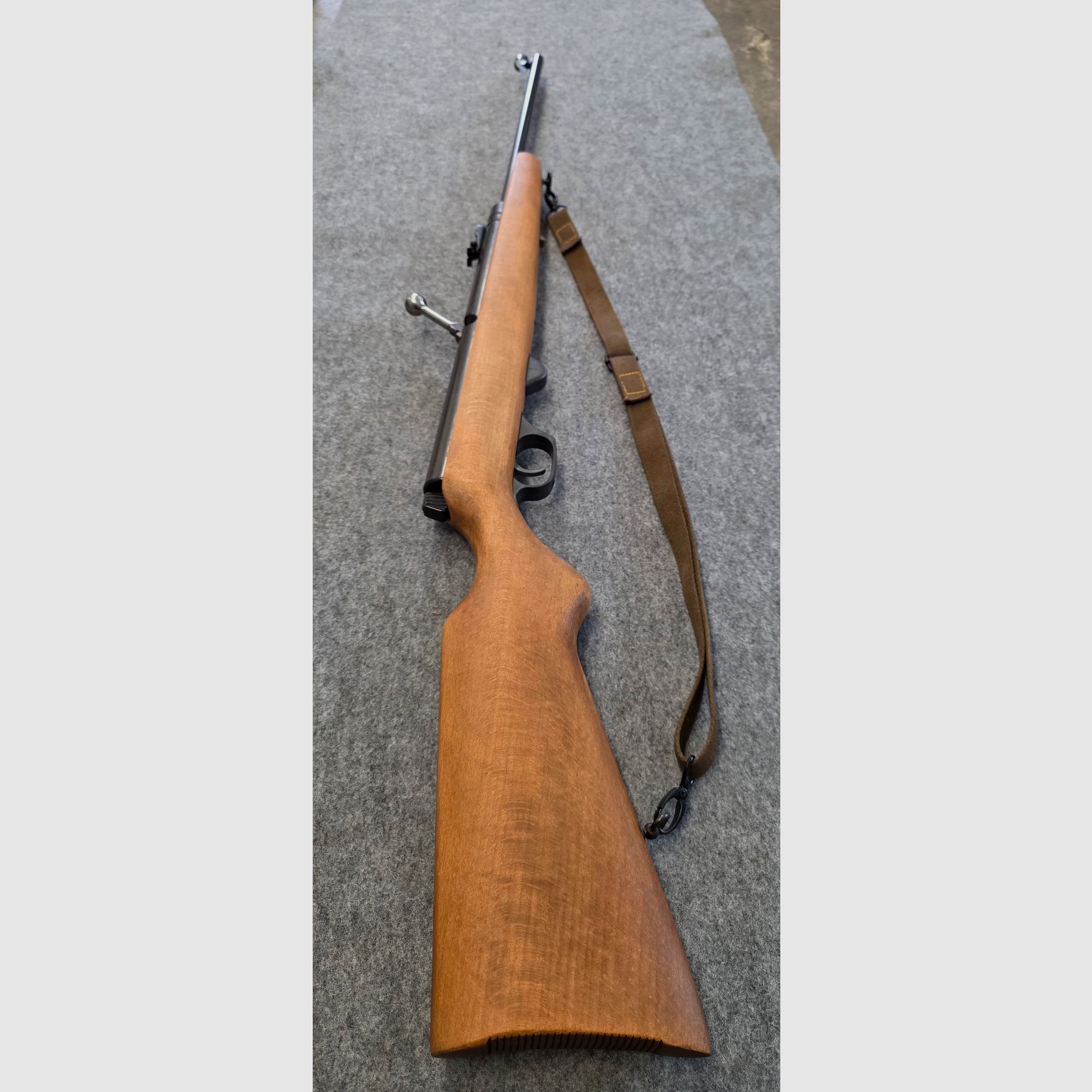 8.) Haenel Mod. 3.102 mit Feinabzug Q1 Qualität Bakelit Sicherung  Durchlader Kirmes Luftgewehr Cal. 4.4mm