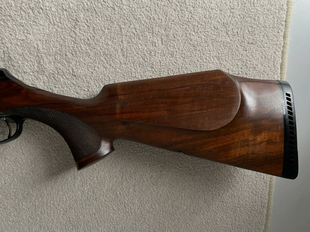 Sauer 202 Europa Luxus, Zeiss Diavari 2,5-10x50, Abs.4 Leuchtkreuz; PARD NSG NV007S