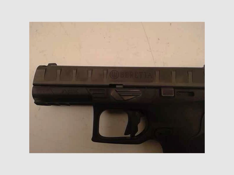 Pistole Beretta APX im Kaliber 9mm Luger gebraucht