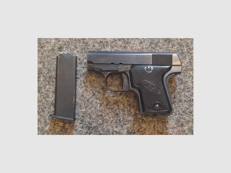 Pistolet MAB 6,35 Browning