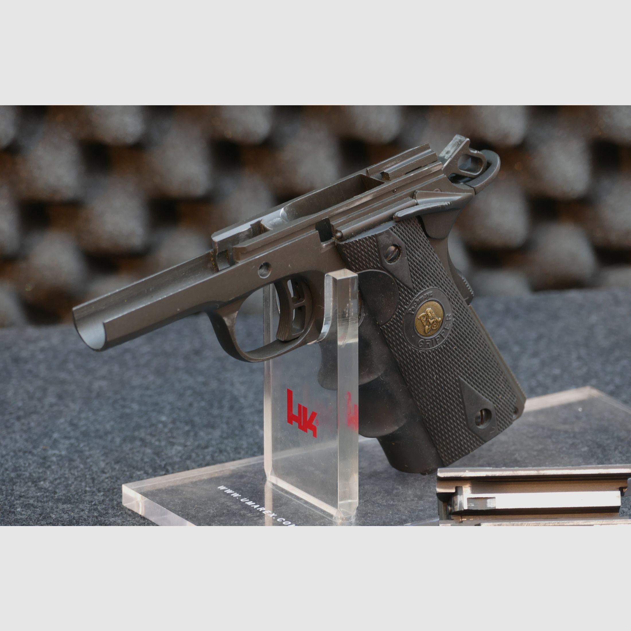 Armscor „Medallion“ 1911 – 9×19, 9mmLuger, 9mmPara – 5" Match-Lauf – Parkerisiert (phosphatiert) – 2× MecGar Magazin