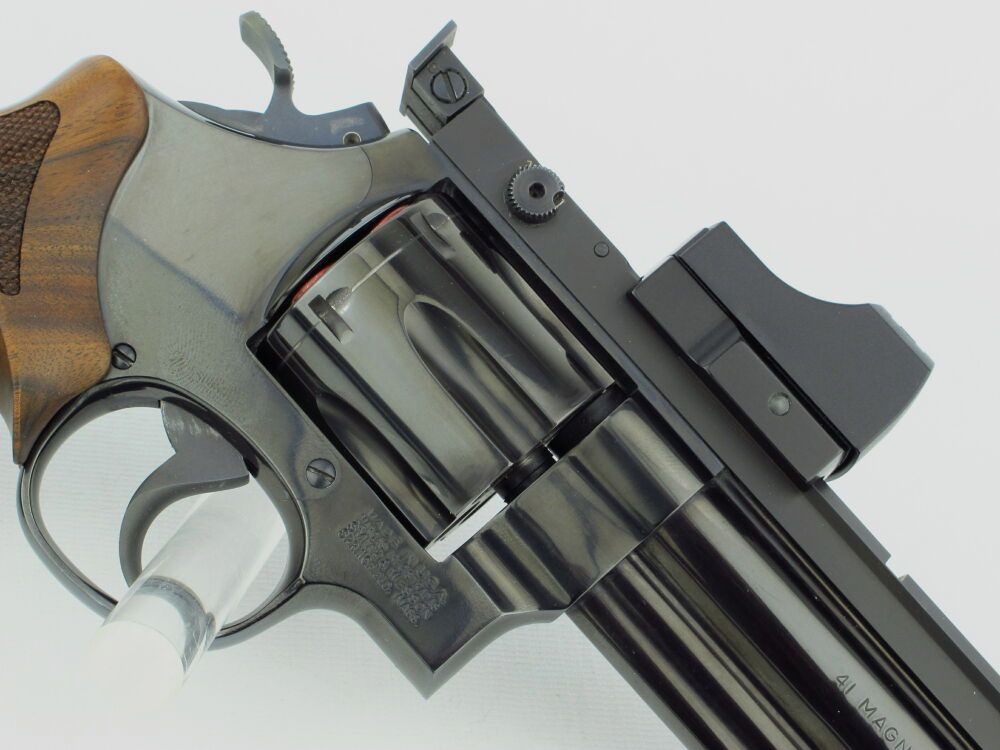 Smith & Wesson Modelo 57