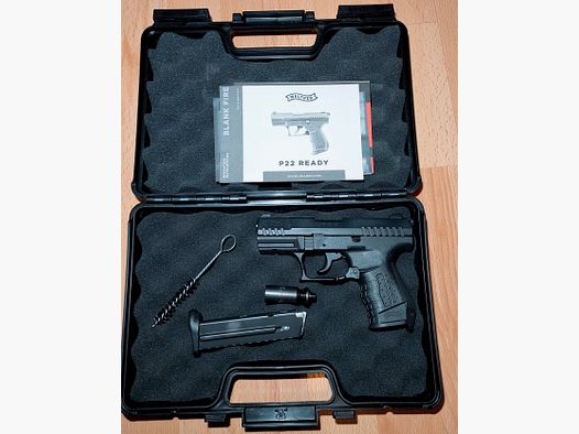 Walther P22 Ready blank firing pistol 9mm P.A.K. black (PTB 778) like new.
