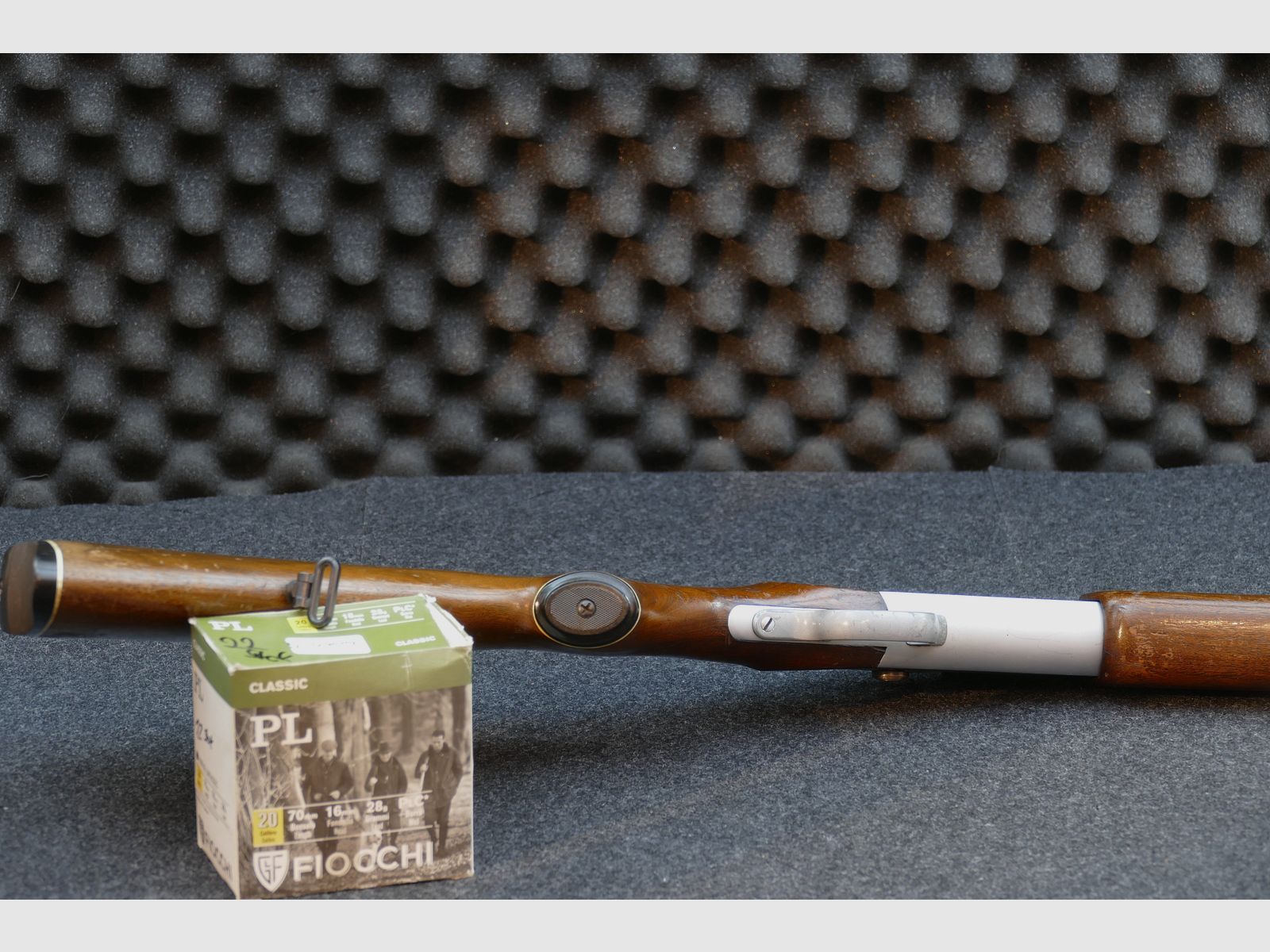 Savage Model 24 DL — Kombi‑Bockbüchsflinte (Gewehr über Schrotflinte), Kaliberkombination .22 WMR / 20/70 inkl. einfacher Optik