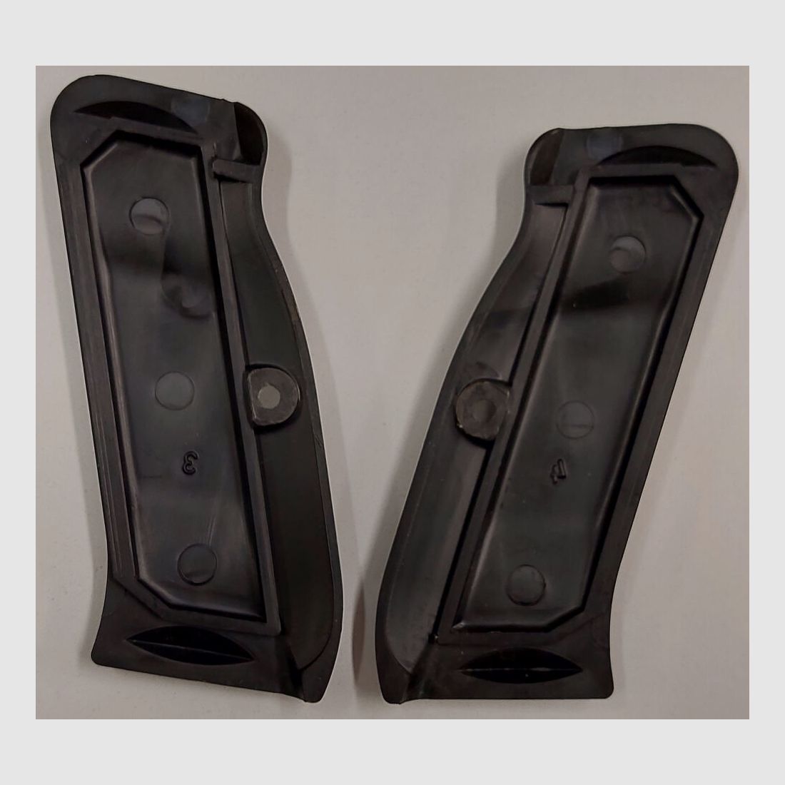 CZ Pistole CZ75 Kunststoffgriffschalen Schwarz