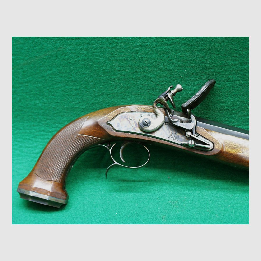 Artax Boutet Steinschloßpistool, Kal.45 glad, met visleer